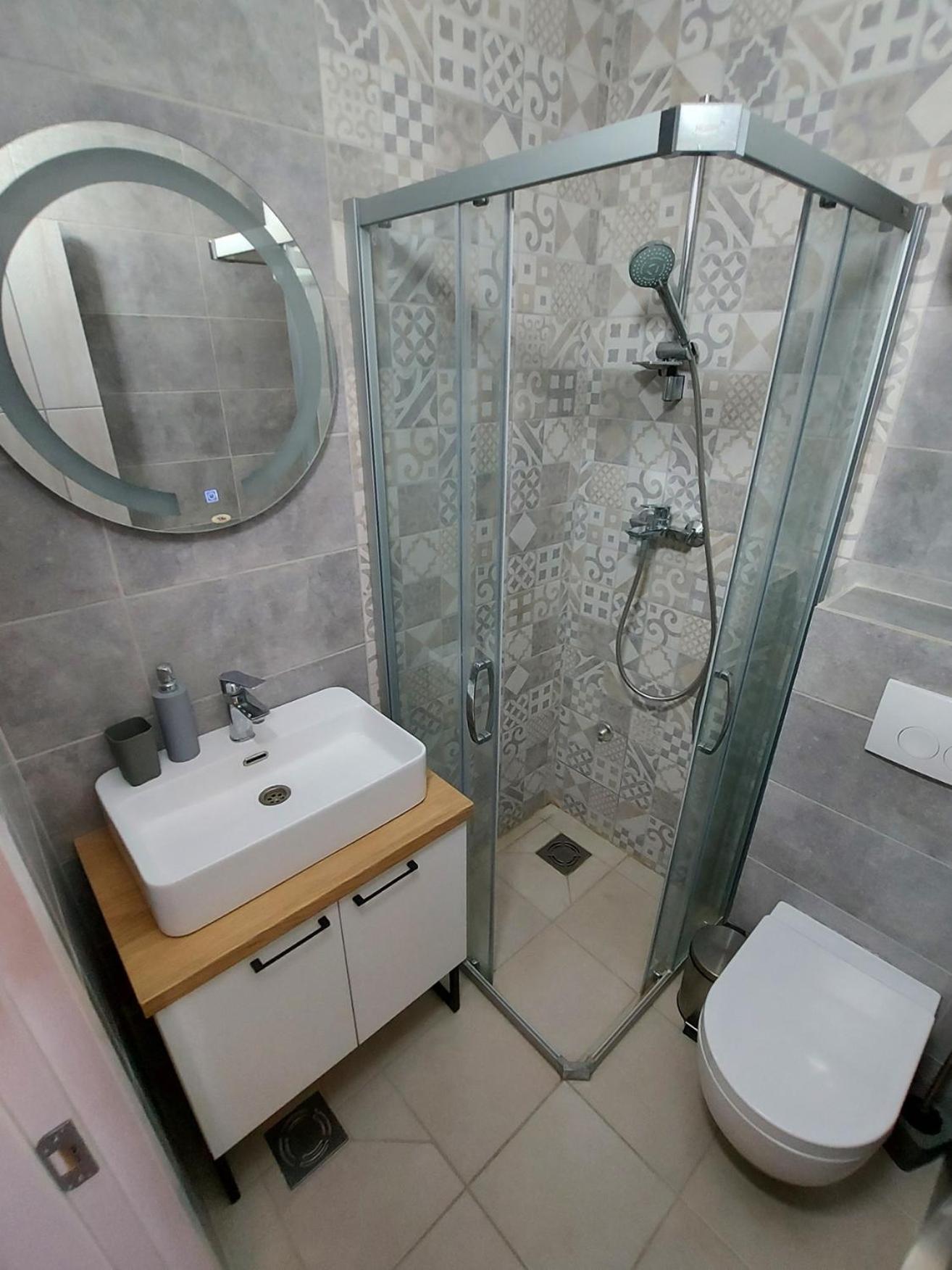 אפטין Apartments Marina חדר תמונה