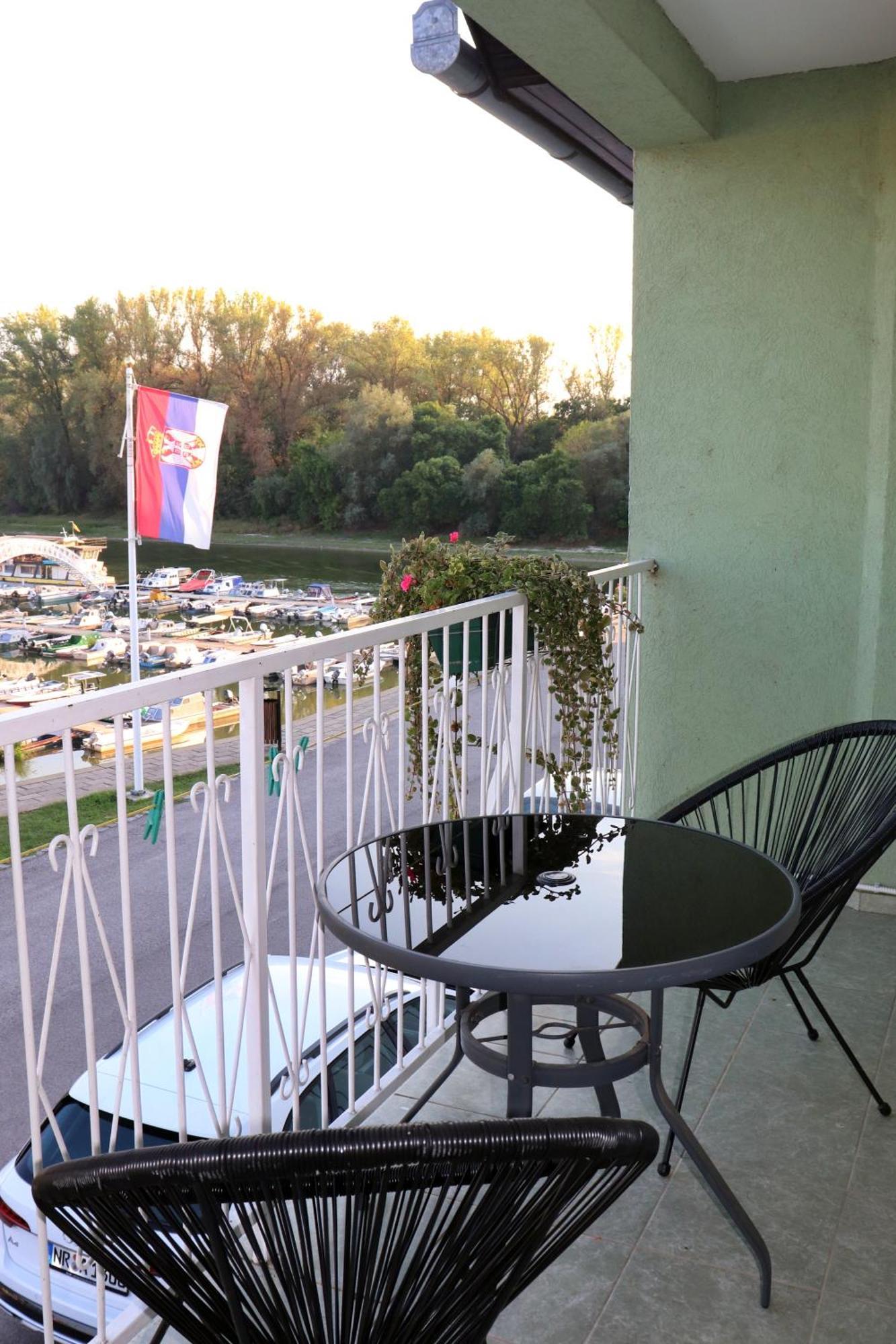 אפטין Apartments Marina חדר תמונה